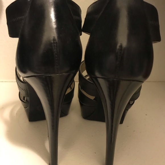 Michael Kors heels - Picture 2 of 4